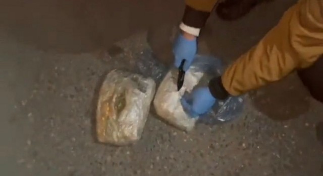 Narkotik ekiplerinden şok uygulama: Bin 150 gram uyuşturucu madde ele geçirildi