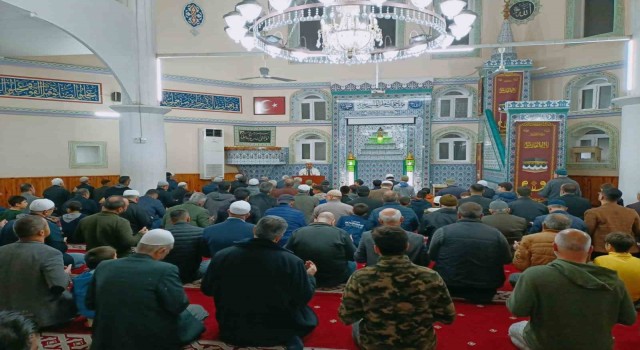 Nazillide, Kahramanmaraş depremlerinde hayatını kaybedenler için dua edildi
