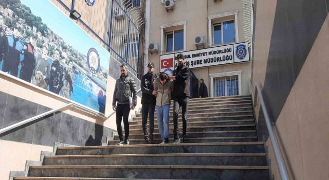 Neden çalışmıyorsun tartışmasında babasını öldürdü