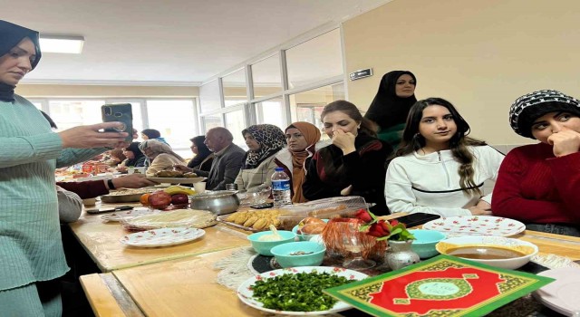 Nevşehirde yabancı kursiyerler Nevruzu kutladı