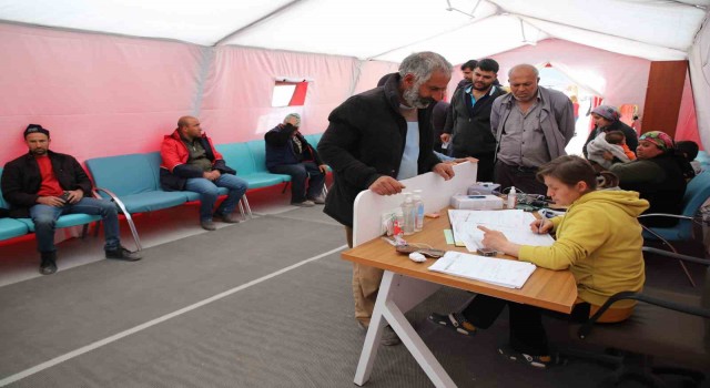 Nurdağında 25 yataklı sahra hastanesi kuruldu
