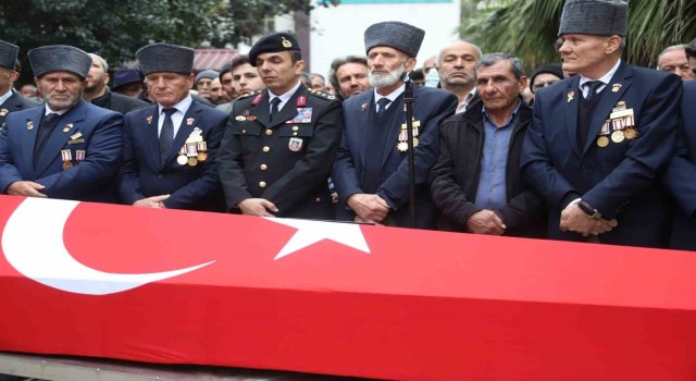 Trabzon’un Of ilçesinde Kore gazisi son yolculuğuna uğurlandı