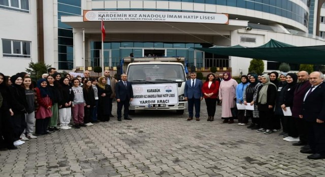 Öğrencilerin hazırladığı yardım kolileri Gaziantepe gönderildi