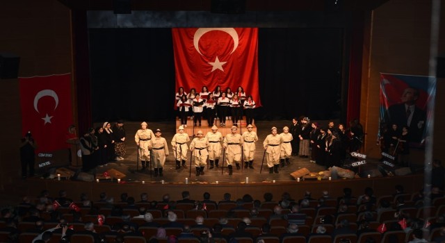 Öğrencilerin sergilediği oratoryo büyük alkış aldı