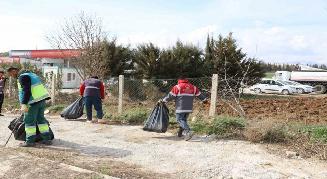 Ordu Büyükşehir, deprem bölgesinde temizlik çalışmalarını sürdürüyor