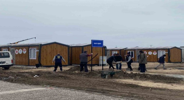 Osmaniyede bin 28 konteyner yerleştirildi, tabelalar asıldı