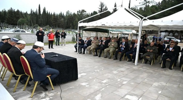 Osmaniye'de depremde vefat edenler için mevlit okundu