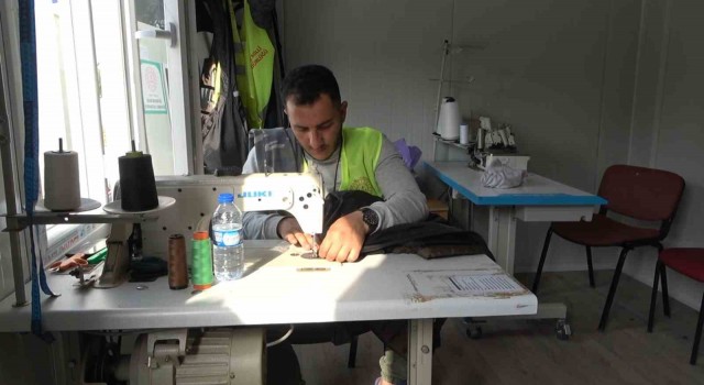 Osmaniyede depremzedelere ücretsiz terzilik hizmeti