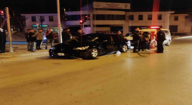 Otomobilin çarptığı yaya ağır yaralandı