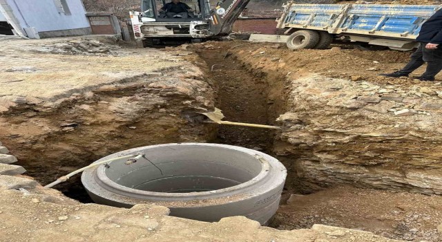 Pazaryerindeki kronik kanalizasyon sorununu gidermek için çalışmalar başladı