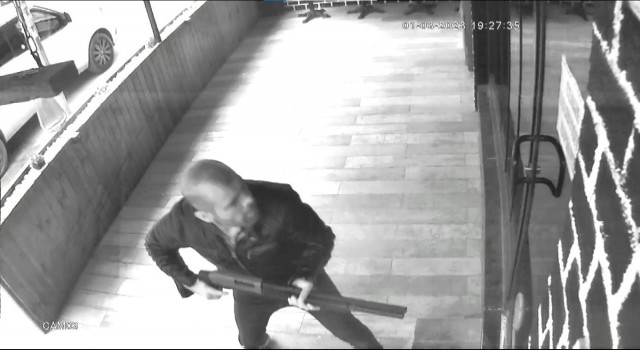 Pompalı tüfekle dehşet saçan saldırgan tutuklandı