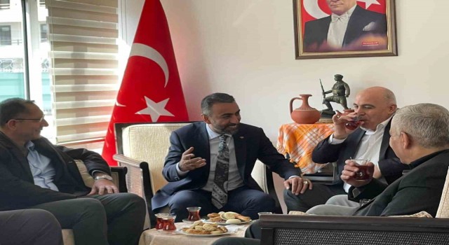Rıdvan Eşin Ankarada Aydınlılala buluştu