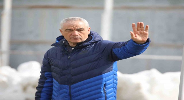 Rıza Çalımbay: “Fiorentinayı gözümüzde büyütmüyoruz”