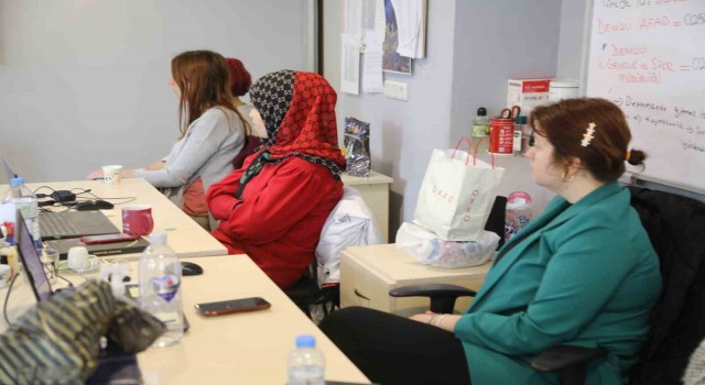 Saha çalışanlarına psikolojik ilk yardım destek eğitimi