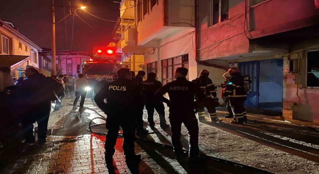 Sakaryada korkutan yangın: 5 kişi dumandan etkilendi