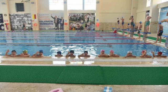 Salihlide depremzede çocuklara ücretsiz kurs
