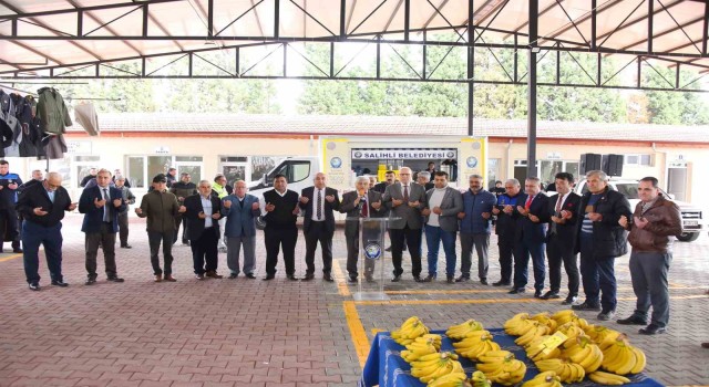 Salihlide Gümüşçayı semt pazar yeri dualarla hizmete girdi
