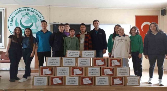 Sarıgöl Anadolu İHLden depremzede ailelere Kadınlar Günü yardımı