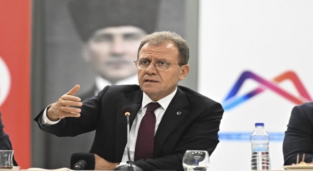 Seçer: Mersinde konuta ve alt yapıya ihtiyaç var
