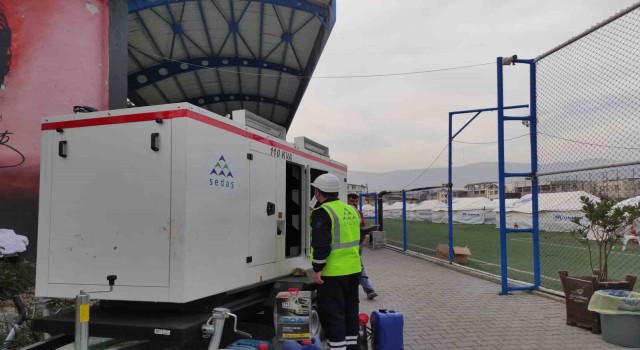 SEDAŞ deprem bölgesinde yaraları sarıyor