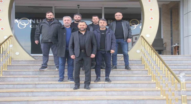 Sedat sarıkaya; Bu bir bayrak yarışı