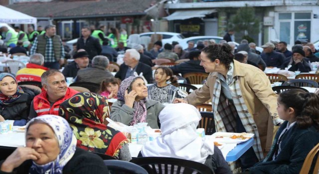 Selçuk Belediyesi, Ramazan ayında dayanışmayı büyütüyor