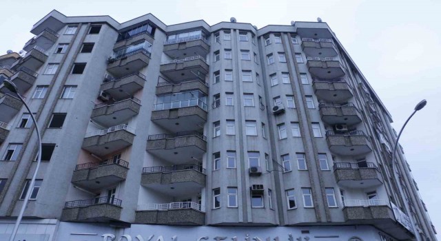 Serin-1 Apartmanı sakinlerinden eşya tahliyesi çağrısı