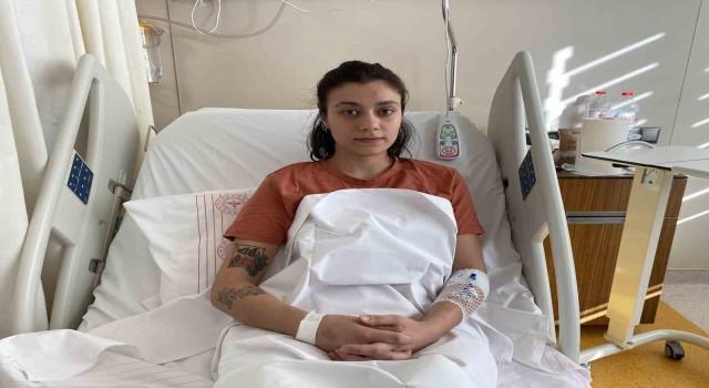 Sıcak su torbası bomba gibi patladı, genç kız soluğu hastanede aldı