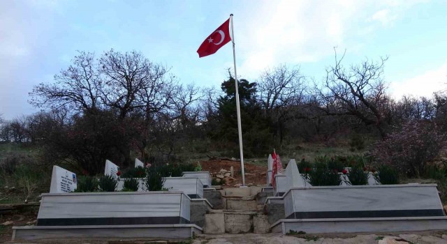 Siirtte Ekmekçiler köyü şehitleri unutulmadı