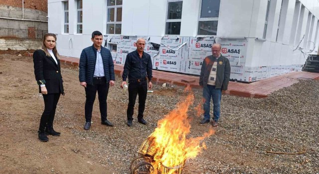 Siirtte kaçak avcılardan ele geçirilen kafesler imha edildi
