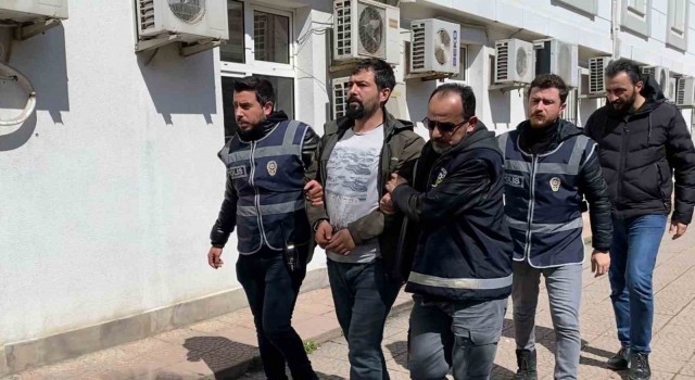 Sinopta baba ve oğlunu öldüren zanlı tutuklandı