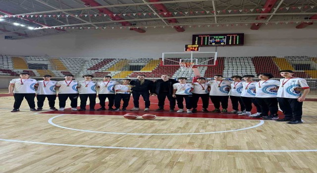 Sivaslı gençler potaya damga vurdu