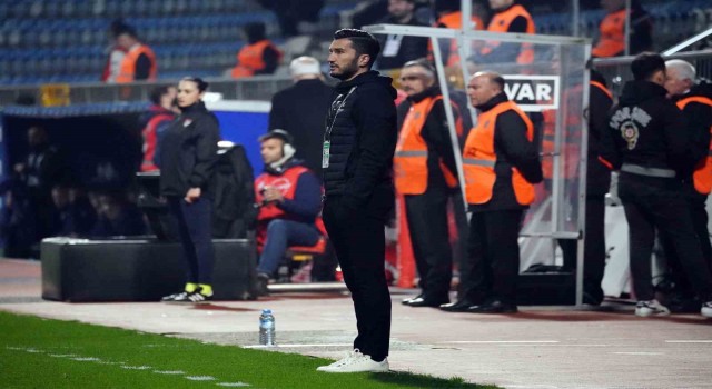 Spor Toto Süper Lig: Kasımpaşa: 2 - Antalyaspor: 1 (İlk yarı)