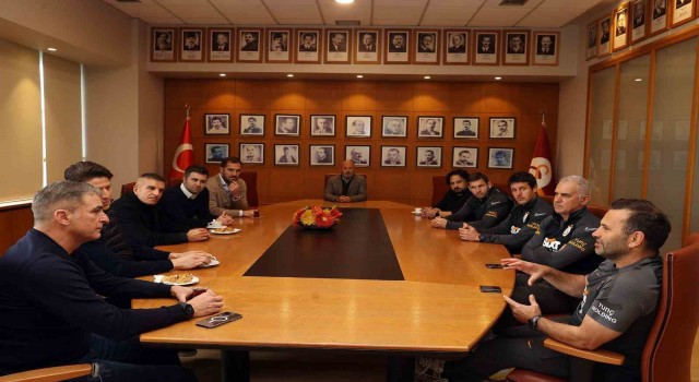 Stefan Kuntzdan Galatasaraya ziyaret