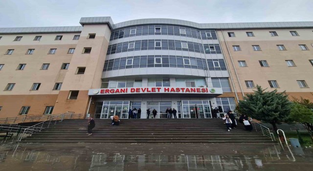 Sünnet için hastaneye götürülen çocuğun bademciklerinin alındığı iddiası