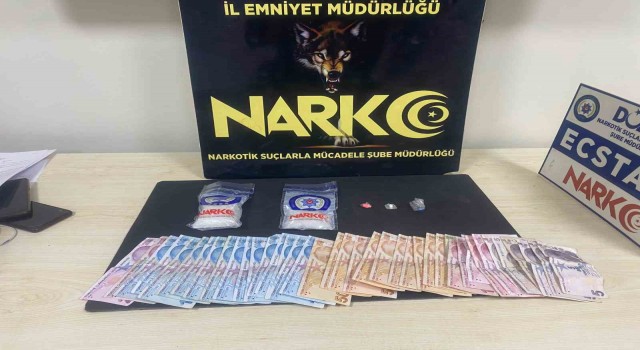 Şüphe üzerine durdurulan araçtan uyuşturucu çıktı