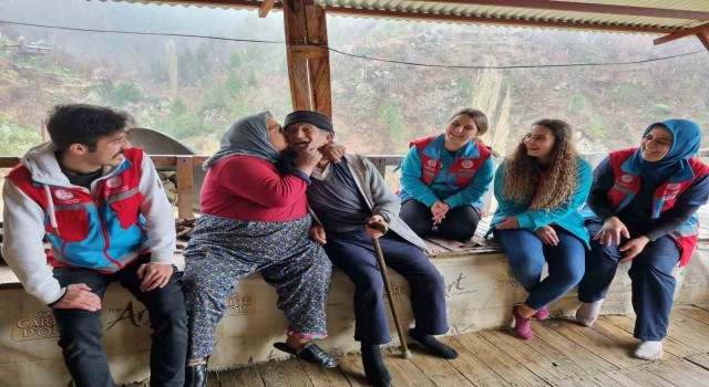 SYDV bünyesinde kurulan Vefa Birimi ekipleri ihtiyaç sahiplerinin hizmetine koşuyor
