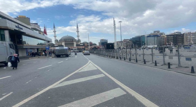 Taksimde güvenlik önlemleri üst seviyeye çıkartıldı