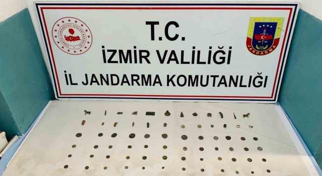 Tarihi eser kaçakçısı kıskıvrak yakalandı