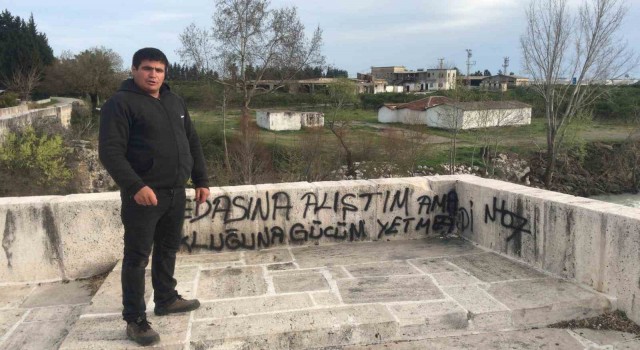 Tarihi köprüde çirkin görüntü