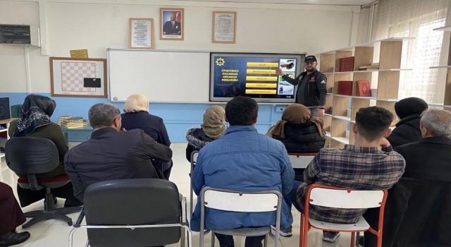 Tatvanda “En iyi narkotik polisi anne” ve “Uyuma” semineri