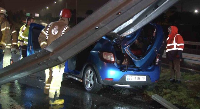 TEM Otoyolunda otomobil bariyere girdi: 1 ölü