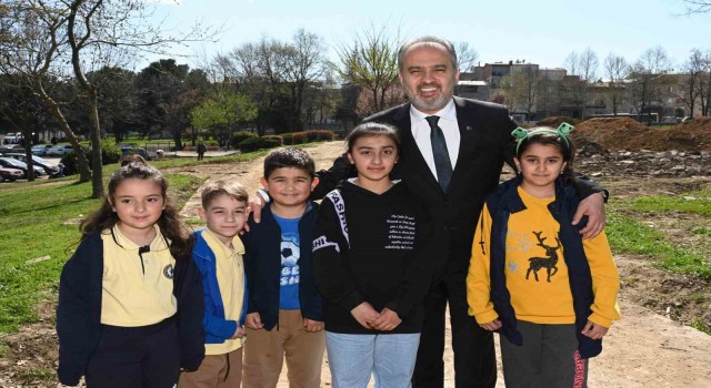 Teoman Özalp Parkında dönüşüm başladı