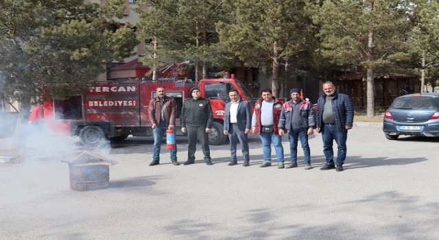 Tercan Hükümet Konağında yangın tatbikatı yapıldı