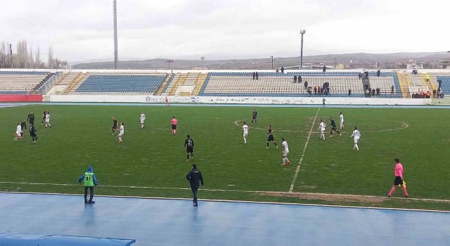 TFF 3. Lig: Kırıkkale BA: 0 - Kuşadasıspor: 0