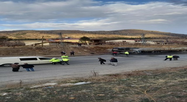 Tır alev alev yandı, sürücü kendini kurtardı