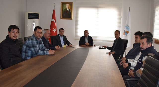 Toprakkale Kaymakamı Selimoğlu, esnaflarla toplantı yaptı