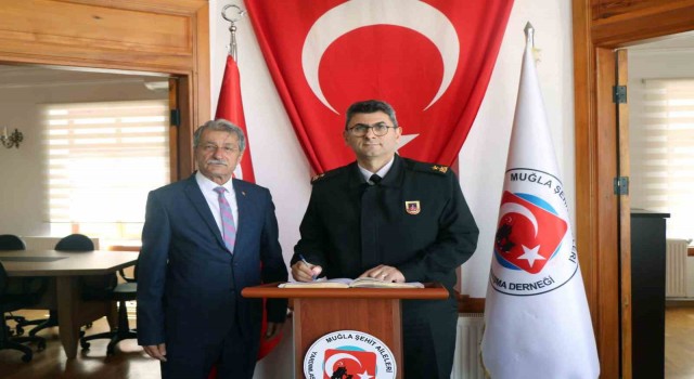 Tuğgeneral Gemalmazdan Muğla Şehit Aileleri Derneğine hayırlı olsun ziyareti