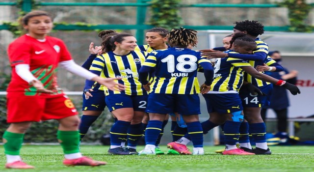 Turkcell Kadın Futbol Süper Ligi: Fenerbahçe: 4 - Amed Sportif Faaliyetler: 0