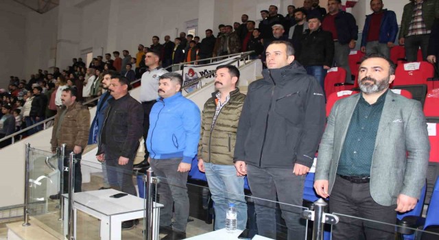 TÜRŞAD Voleybol, başarısını İzmirde taçlandırmak istiyor